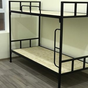 Giường sắt 2 tầng dát gỗ màu đen 1m2 - GS 19