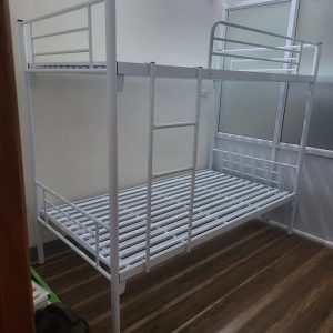 Giường sắt 2 tầng homestay 1m màu trắng - GS 36
